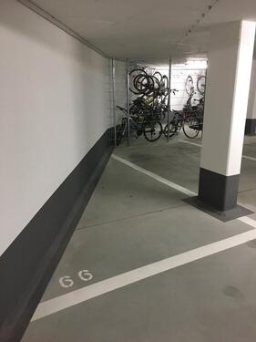 Foto - Motorradstellplatz in Tiefgarage