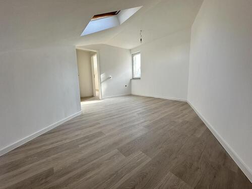 Foto - Dachgeschoßwohnung in Apolda zur Miete