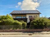Foto - Großzügiges Einfamilienhaus mit Garten, Gartenhütte & zwei Garage
