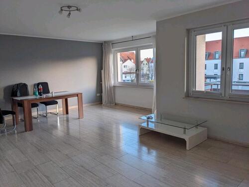 Foto - Modern - Hell - 3-Zimmer Wohnung - Balkon - Garage