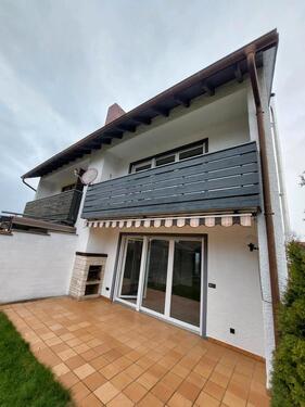 Foto - 7 Zimmer Doppelhaushälfte zur Miete in Roth