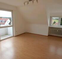 Ruhige 3-Zi-Whg. Balkon, Tageslichtbd - Stuttgart Neuwirtshaus