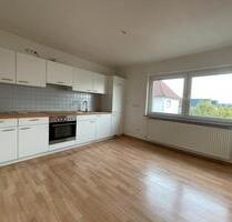 Gießen-Wieseck, 3 Zimmer Wohnung mit Balkon & EBK