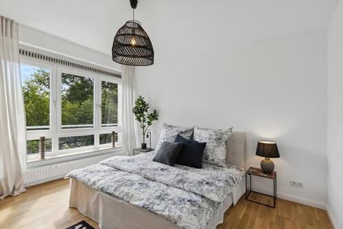 Foto - Helle 3-Zimmer-Wohnung mit Balkon, Stellplatz und Einbauküche