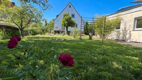 Foto - Einfamilienhaus in ruhiger u idyllischer Lage – beziehbar