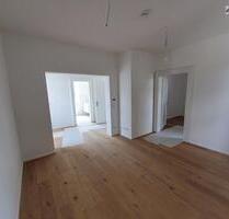 Moderne 2-Zimmer-Wohnung in einem historischen denkmalgeschützten Gebäude im 1. OG zu vermieten - Aichach