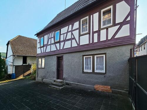 Foto - 18 Zimmer Einfamilienhaus in Hösbach