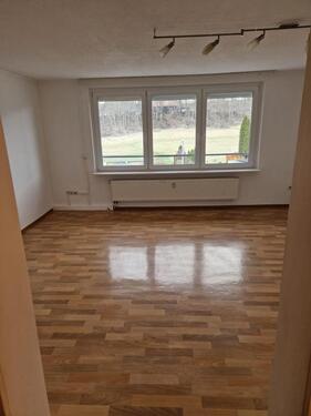 Foto - Vermiete helle 3 Zimmer Wohnung mit neuer Einbauküche