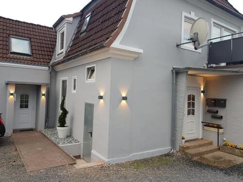 Foto - 3- Zimmerwohnung im OG eines Mehrfamilienhauses