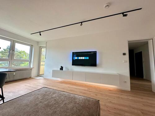 Foto - 3-Zimmerwohnung mit Balkon - 2.100,00&nbsp;EUR Kaltmiete, ca.&nbsp; 82,00&nbsp;m&sup2;