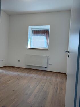 Foto - 4 Zimmer Erdgeschoßwohnung zur Miete in Sulzfeld