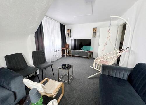 Foto - 3-Zimmer-Dachgeschoßwohnung mit Weitblick und Terasse in ES