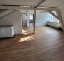 3 Zi. plus Dachstudio - Erstvermietung nach Modernisierung - Schwaikheim