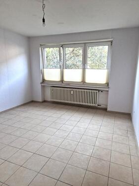 Foto - Helle 2 Zimmerwohnung mit Balkon in D-Oberkassel