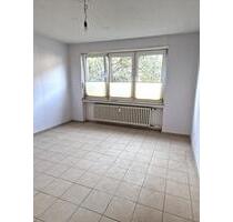 Helle 2 Zimmerwohnung mit Balkon in D-Oberkassel - Düsseldorf Heerdt