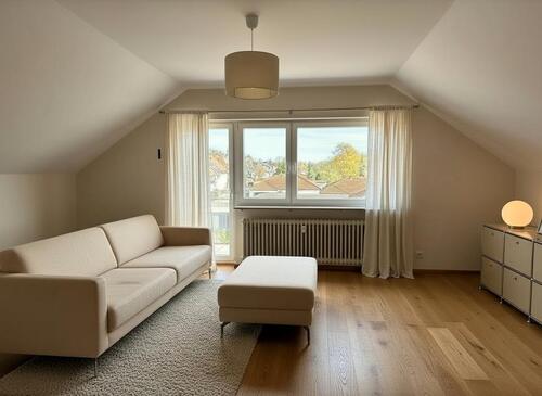 Foto - Umfassend sanierte 2-Zimmer-Wohnung mit Garage [provisionsfrei]