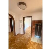 Große lichtdurchflutete 3,5-Zimmer-Wohnung - Ravenstein