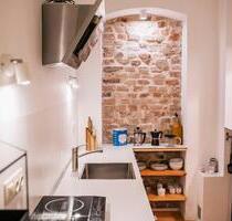 Kernsanierte 2 Zi. Wohnung in Kreuzberg - Berlin Neukölln