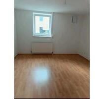 Nachmieter für WG-Zimmer - 480,00&nbsp;EUR Kaltmiete, ca.&nbsp; 89,00&nbsp;m&sup2; in Deggendorf (PLZ: 94469)