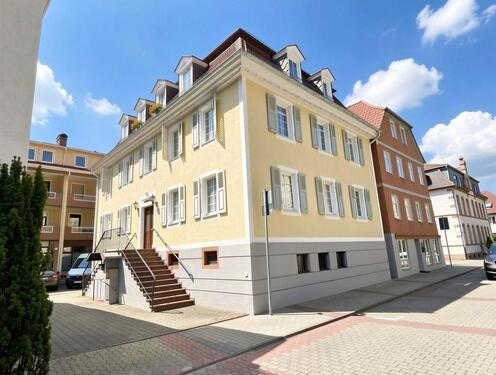 Foto - Repräsentatives Büro Praxis in Bad König - gegenüber Therme