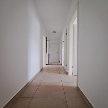 Foto - Renovierte 3-Zimmerwohnung im Dachgeschoss - ab sofort