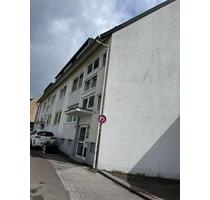 2-Zimmer DG-Wohnung mit Loggia in Remscheid