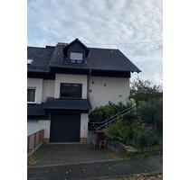 Doppelhaushälfte mit Garten, Garage und 5 Zimmern zu vermieten - Wächtersbach