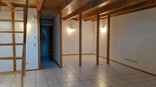 Foto - Etagenwohnung zur Miete in Albertshofen