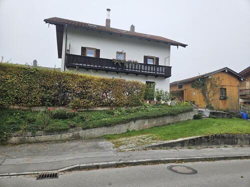 Foto - Gepflegtes Ein-Zweifamilienhaus in Flintsbach am Inn