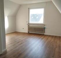 Mietwohnung Zweifamilienhaus - 450,00 EUR Kaltmiete, in Bielefeld (PLZ: 33729) Heepen