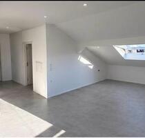 ERSTBEZUG - 3 Zimmer Dachgeschosswohnung in 89269 Vöhringen