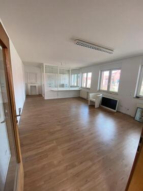 Foto - Gewerbeimmobilie in Volkmarsen - 500,00 EUR Kaltmiete, ca.  75,00 m²
