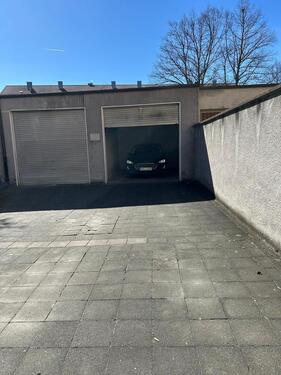 Foto - Garage in der Innenstadt von Schweinfurt