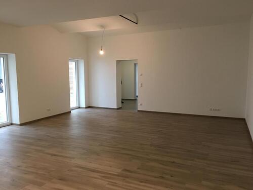 Foto - Großzügige Maisonette-Wohnung mit Terrasse in ruhiger Hinterhofla