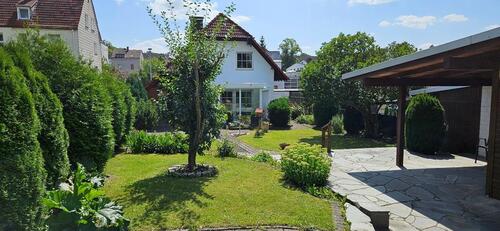 Foto - Einfamilienhaus mit großem Garten von Privat