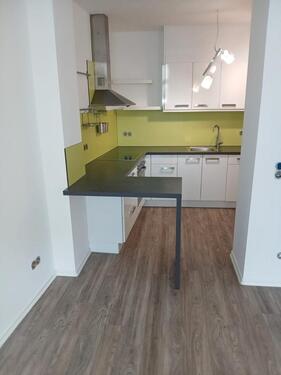 Foto - Sanierte 2-Zimmer WG, zentrumsnah, EG, EBK, Terrasse, Stellpl.