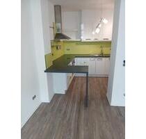 Sanierte 2-Zimmer WG, zentrumsnah, EG, EBK, Terrasse, Stellpl. - Pößneck