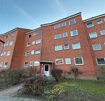 Frisch renovierte 2 Zimmer-Wohnung mit Balkon und modernisiertem Tageslichtbad mit Wanne - Lübeck Sankt Lorenz Nord