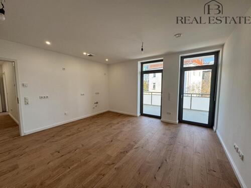 Foto - Gemütliche 2-Raum-Wohnung im 1. Obergeschoss mit Balkon