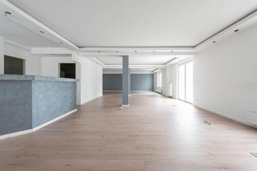 Foto - 247 m² Bürofläche mit vielseitigem Grundriss in begehrter Rüttenscheider Lage