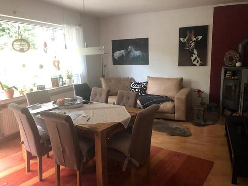 Foto - Zweistöckige Eigentumswohnung in gepflegtem 3-Familienhaus