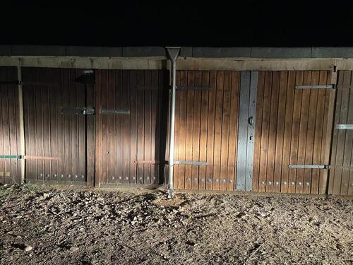 Foto - 2x Garage in zentraler Lage - Videoüberwacht und Schrankenanlage