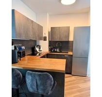 Neuwertige 4-Zimmer Wohnung mit zwei Terrassen - Köln Mülheim