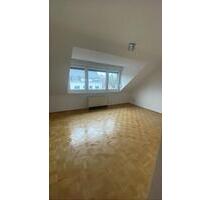 Helle 3-Zimmer-Wohnung mit Küche in Mönchengladbach-Hardt