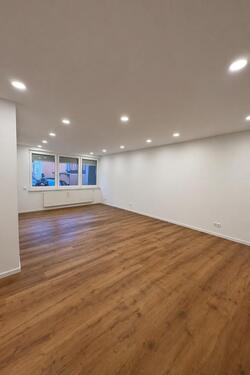 Foto - Moderne 4 Zimmer Maisonetten Wohnung 101qm Küche Gochsheim