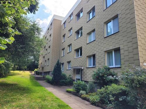 Foto - Renovierte 3-Zi-Wohnung im 2.OG in gefragter und Wohnanlage Ruhrhöhe - ideal für Paare und kl. Fam.