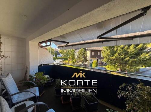 Foto - Helle 4-Zimmer-Wohnung mit 2 Balkonen und Garagenstellplatz