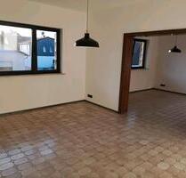 Helle 4 Zimmer Wohnung, 120 qm, in Karben,4 Personen