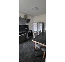 2-Zimmer-Wohnung mit EBK - 374,00 EUR Kaltmiete, ca.  55,00 m² in Uslar (PLZ: 37170)