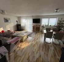 Wunderschöne Maisonette-Wohnung mit 4,5-Zimmer, EBK und Terrasse mit Garten in Gehrweiler - Höringen